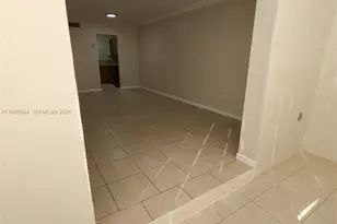 140 Royal Palm Rd, Hialeah Gardens, FL 33016 - Photo 10