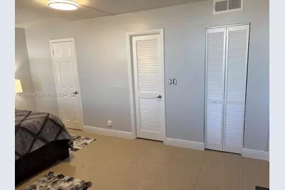 427 Golden Isles Dr #10D, Hallandale Beach, FL 33009 - Photo 20