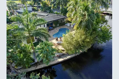 1675 Coral Gardens Dr, Wilton Manors, FL 33334 - Photo 2