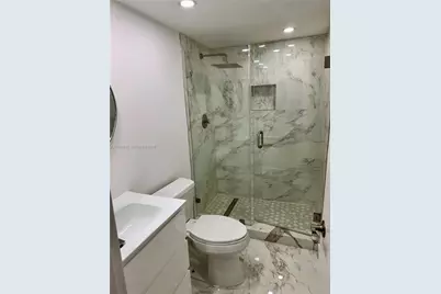 600 NE 36th St #317, Miami, FL 33137 - Photo 12