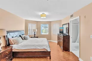 771 N Pine Island Rd, Plantation, FL 33324 - Photo 22
