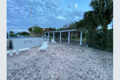 443 NE 195th St #436, Miami, FL 33179 - Photo 6