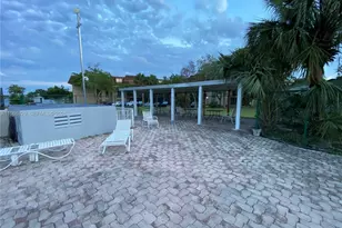 443 NE 195th St, Miami, FL 33179 - Photo 6