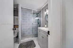 1809 SW 107th Ave, Miami, FL 33165 - Photo 22