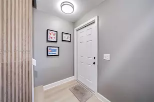 1809 SW 107th Ave, Miami, FL 33165 - Photo 4