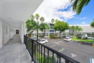 871 NE 195th St #202, Miami, FL 33179 - Photo 14