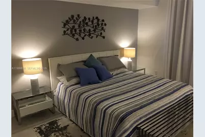 335 S Biscayne Blvd #3910, Miami, FL 33131 - Photo 16