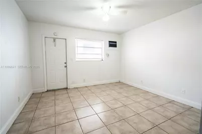 715 NE 6th St #5C, Fort Lauderdale, FL 33304 - Photo 6