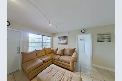 715 NE 6th St #5C, Fort Lauderdale, FL 33304 - Photo 4
