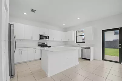 23339 SW 133rd Ave, Homestead, FL 33032 - Photo 4
