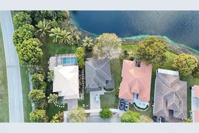 1403 SE 22nd Ln, Homestead, FL 33035 - Photo 22