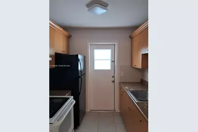 2127 Van Buren St #203, Hollywood, FL 33020 - Photo 6