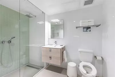 1215 West Ave #402, Miami Beach, FL 33139 - Photo 18