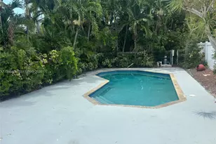 8850 NE 4th Ave, El Portal, FL 33138 - Photo 1