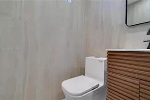 8850 NE 4th Ave, El Portal, FL 33138 - Photo 24