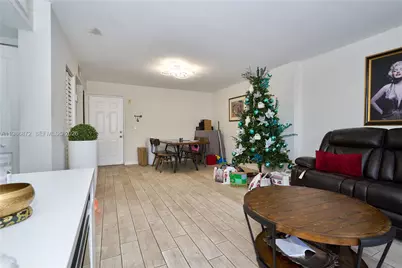 8240 SW 210th St #207, Cutler Bay, FL 33189 - Photo 12