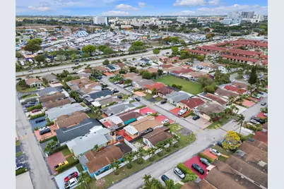 10532 SW 21st Ln, Miami, FL 33165 - Photo 32