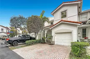 4330 NW 114th Pl, Doral, FL 33178 - Photo 2