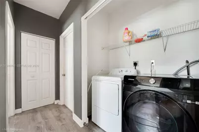 347 NE 34th Ter, Homestead, FL 33033 - Photo 8