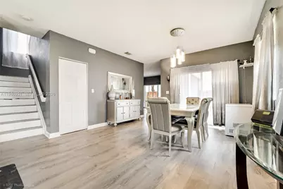 347 NE 34th Ter, Homestead, FL 33033 - Photo 4