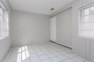 1078 NE 157th St, North Miami Beach, FL 33162 - Photo 8