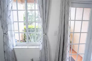 17425 NW 75th Pl, Hialeah, FL 33015 - Photo 32