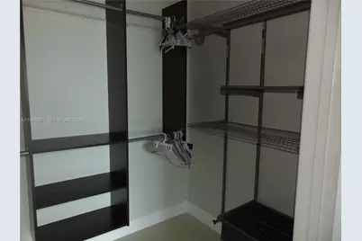 60 SW 13th St #2619, Miami, FL 33130 - Photo 8