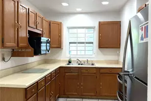 4910 NW 15th Ct, Lauderhill, FL 33313 - Photo 16