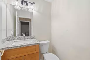 1421 SW 97th Ave, Pembroke Pines, FL 33025 - Photo 28