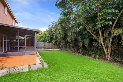 1421 SW 97th Ave, Pembroke Pines, FL 33025 - Photo 36