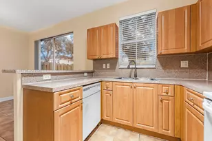 2463 SE 15th Ct, Homestead, FL 33035 - Photo 2