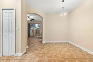 2463 SE 15th Ct, Homestead, FL 33035 - Photo 6