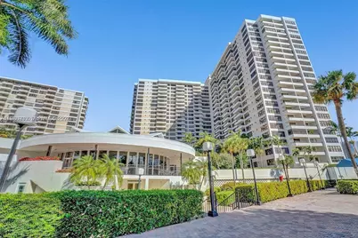 2500 Parkview Dr #2012, Hallandale Beach, FL 33009 - Photo 1