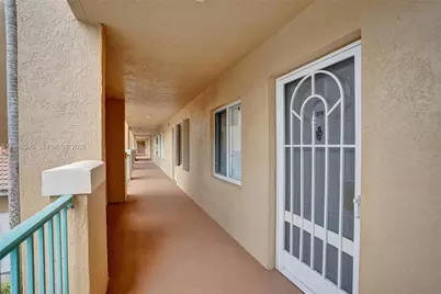 12547 Imperial Isle Dr #206, Boynton Beach, FL 33437 - Photo 4