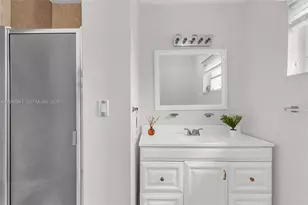 1081 SW 63rd Ave, West Miami, FL 33144 - Photo 18