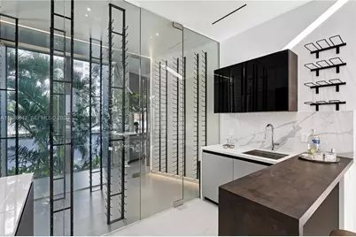 501 Palm Dr, Hallandale Beach, FL 33009 - Photo 26