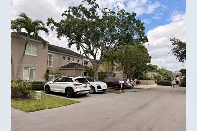 5570 SW 70th Pl S #5570, Miami, FL 33155 - Photo 2
