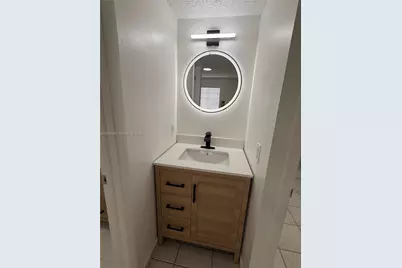 3262 W 70th St #101, Hialeah, FL 33018 - Photo 12
