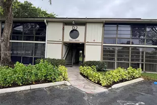 10419 E Clairmont Cir, Tamarac, FL 33321 - Photo 10