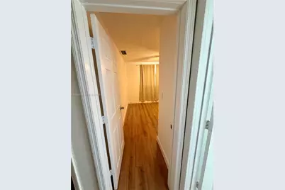 11201 NE 3rd Ave, Miami, FL 33161 - Photo 18