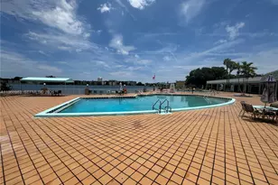 1481 NE Miami Gardens Dr, Miami, FL 33179 - Photo 16