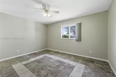 826 SE 5th Ct #826, Cape Coral, FL 33990 - Photo 4