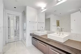 17121 Collins Ave, Sunny Isles Beach, FL 33160 - Photo 10