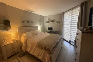 8275 SW 152nd Ave, Miami, FL 33193 - Photo 4