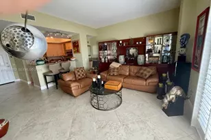 2625 NE 14th Ave, Wilton Manors, FL 33334 - Photo 14