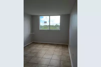 1251 NE 108th St #408, Miami, FL 33161 - Photo 32