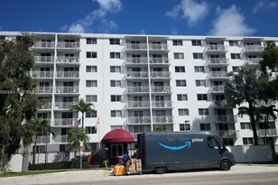 1251 NE 108th St, Miami, FL 33161 - Photo 2