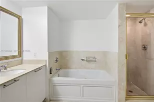 1800 N Bayshore Dr, Miami, FL 33132 - Photo 16