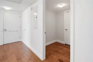 1800 N Bayshore Dr, Miami, FL 33132 - Photo 26