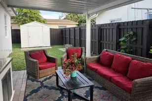 1608 NE 34th St, Oakland Park, FL 33334 - Photo 20